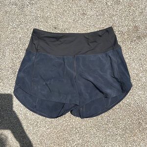 Marble grey and black lululemon size 6 shorts